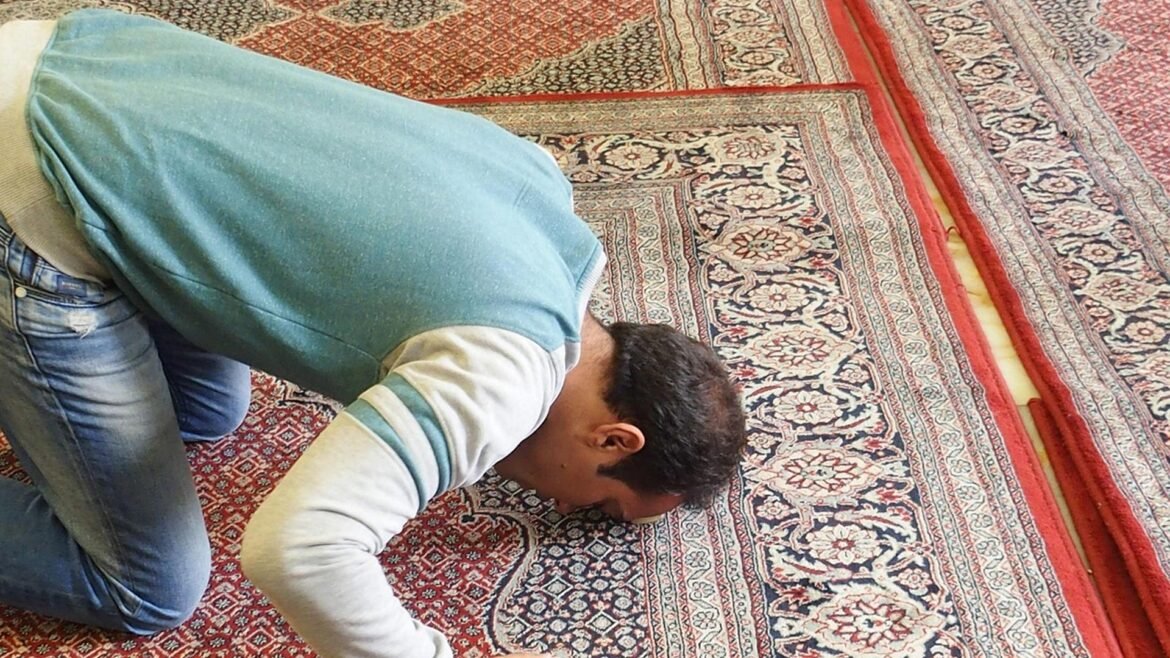 How the 3rd Step Prayer AA Fosters Trust and Letting Go