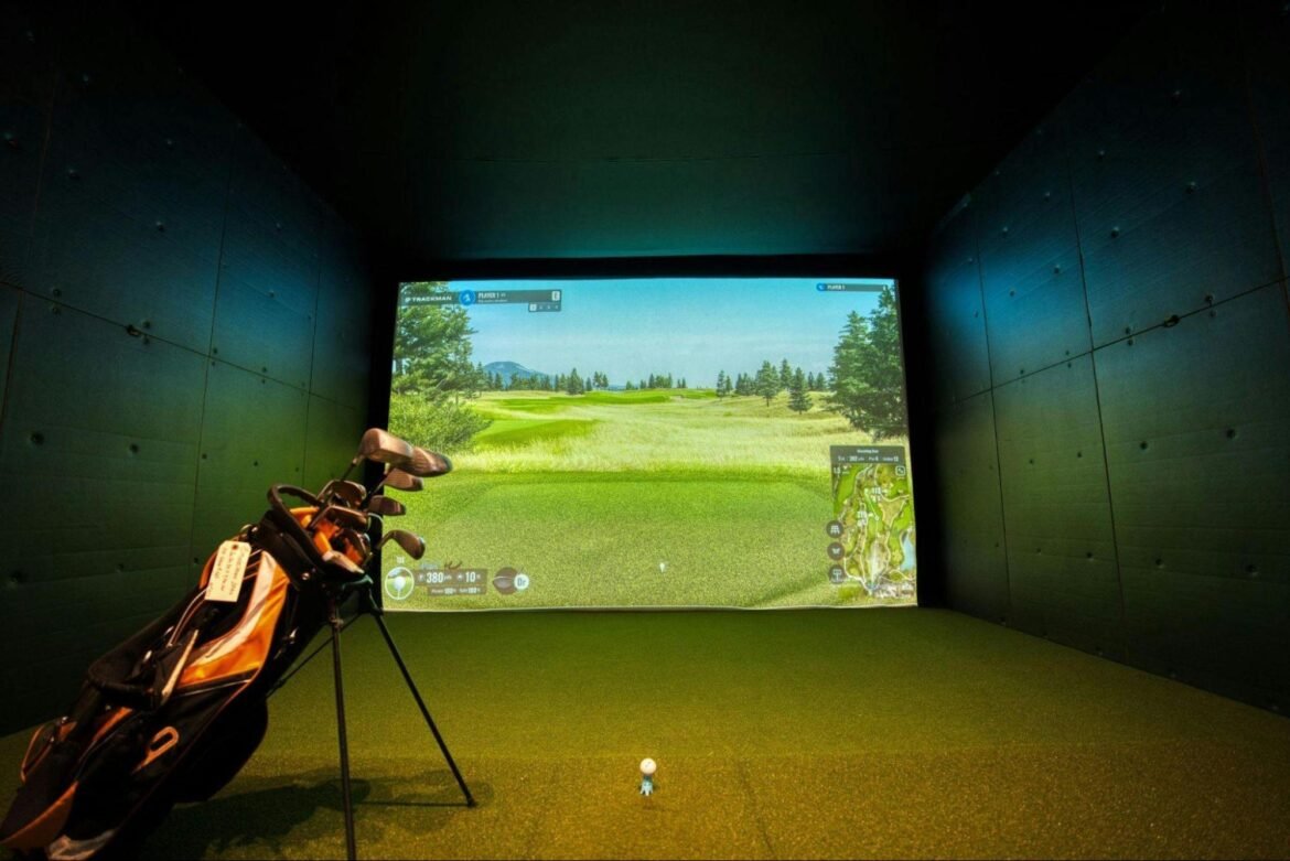 Golf at Any Hour: Why Simulators Are Changing the Game in Urban Living Spaces