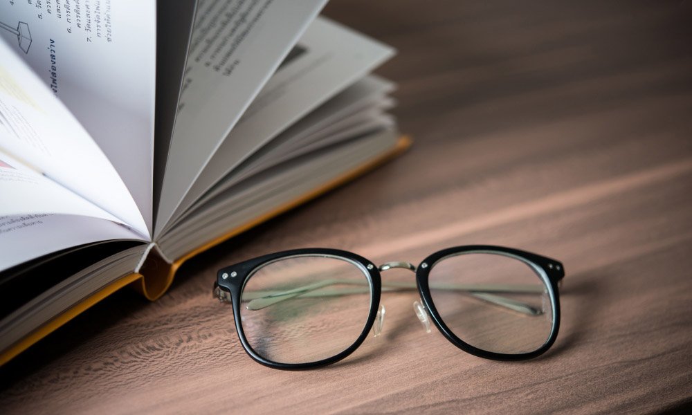 How to Choose the Right Reading Glasses: A Complete Guide for Beginners How to Choose the Right Reading Glasses: A Complete Guide for Beginners